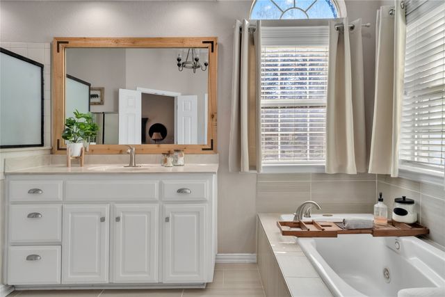 192 County Road 3133, Decatur, TX 76234