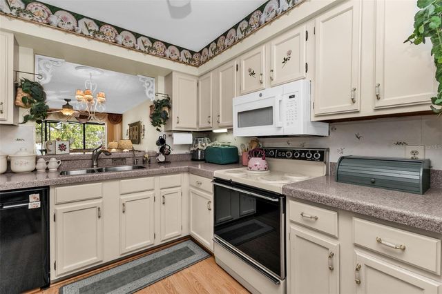 5221 LAKE VILLAGE DRIVE 24, Sarasota, FL 34235