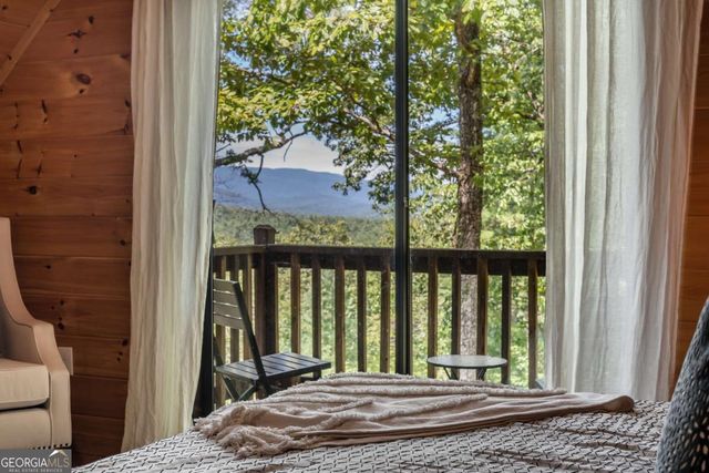 114 Boone Court, Ellijay, GA 30540
