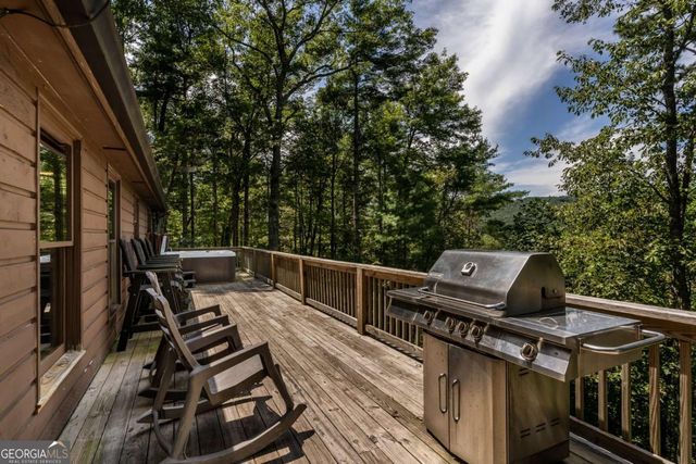 114 Boone Court, Ellijay, GA 30540