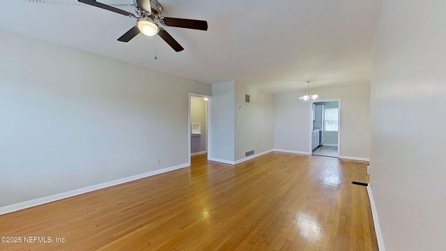 1543 NICHOLSON Road 1, Jacksonville, FL 32207