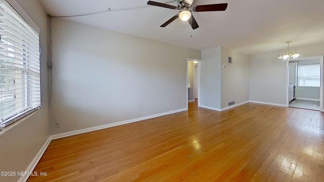 1543 NICHOLSON Road 1, Jacksonville, FL 32207