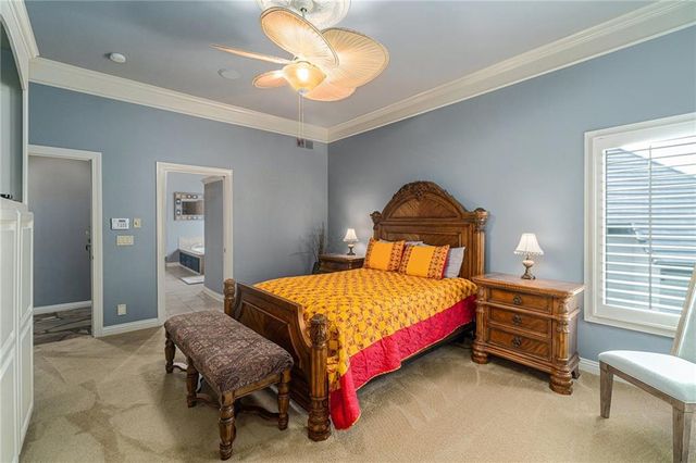 6411 Muirfield Street, Kansas City, MO 64152