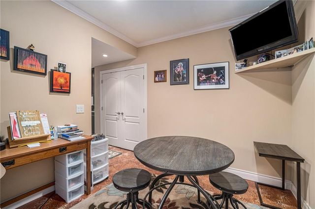 6411 Muirfield Street, Kansas City, MO 64152