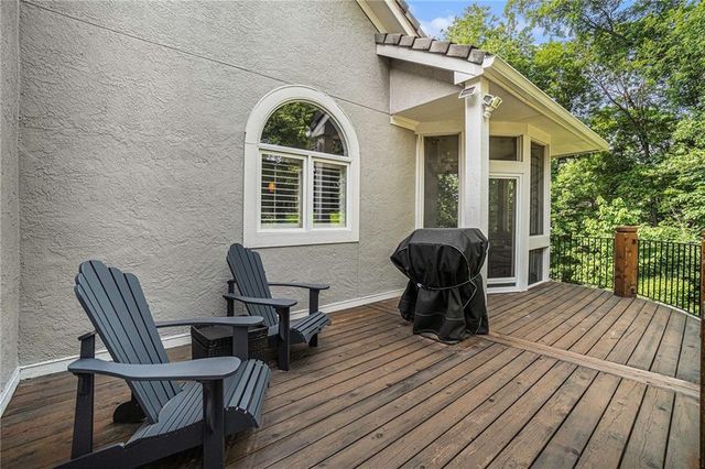 6411 Muirfield Street, Kansas City, MO 64152