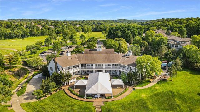 6411 Muirfield Street, Kansas City, MO 64152