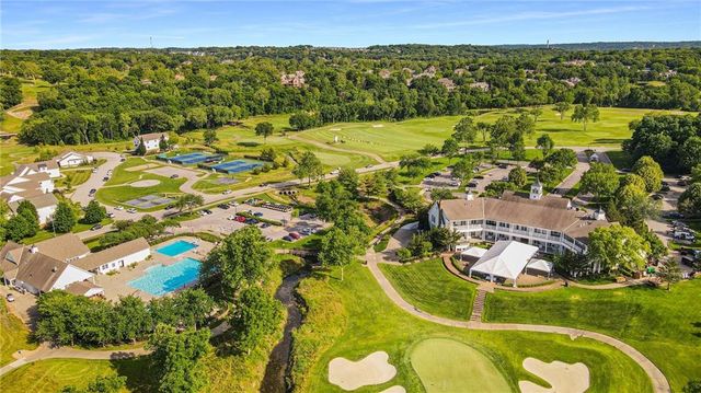 6411 Muirfield Street, Kansas City, MO 64152