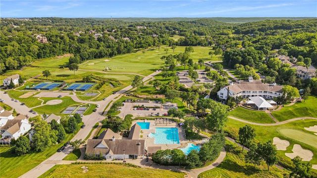 6411 Muirfield Street, Kansas City, MO 64152