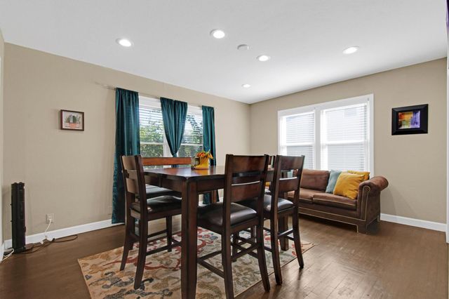 1236 S Academy Ave S, New Braunfels, TX 78130