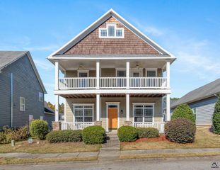 631 Ivy Brook Way, Macon, GA 31210