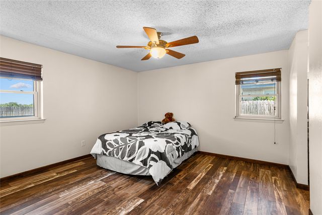 2004 Ford Street, Arlington, TX 76013
