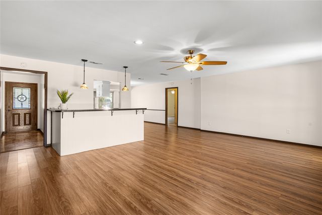 2004 Ford Street, Arlington, TX 76013