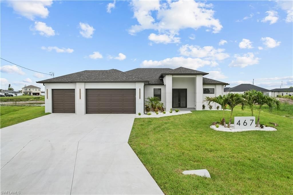 467 NE 5th AVE, CAPE CORAL, FL 33909 — photo 2