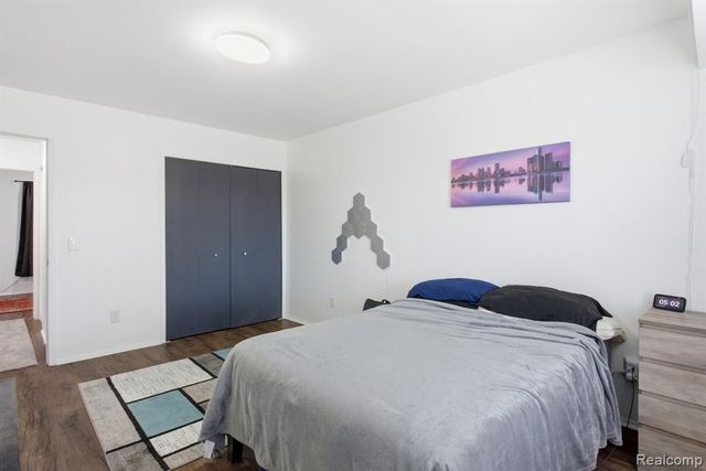 18260 Millstone Drive, Macomb, MI 48044