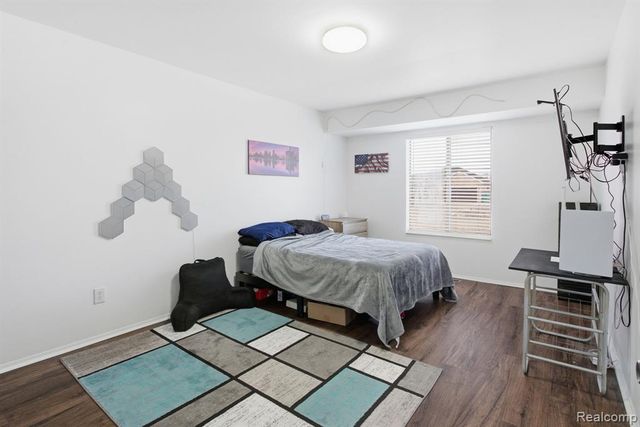 18260 Millstone Drive, Macomb, MI 48044