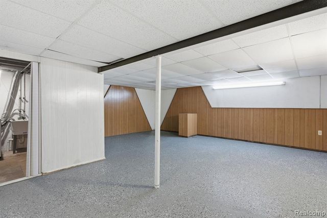 18260 Millstone Drive, Macomb, MI 48044