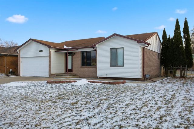 18260 Millstone Drive, Macomb, MI 48044