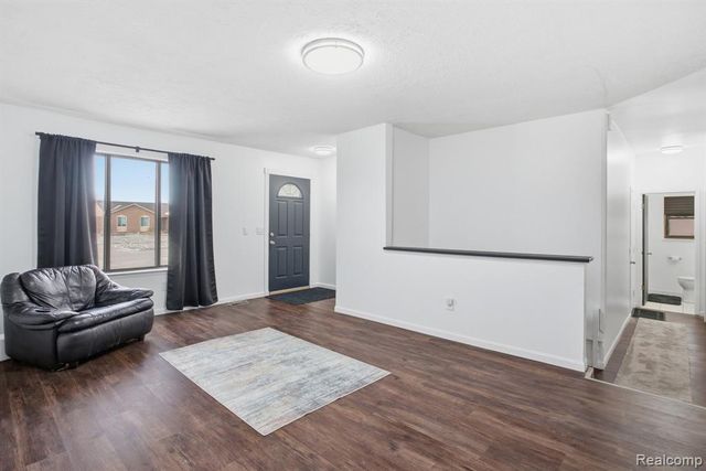 18260 Millstone Drive, Macomb, MI 48044