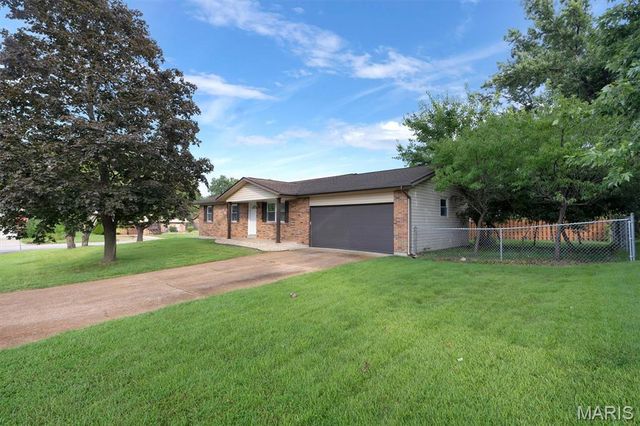3901 Nugget Drive, St Peters, MO 63376