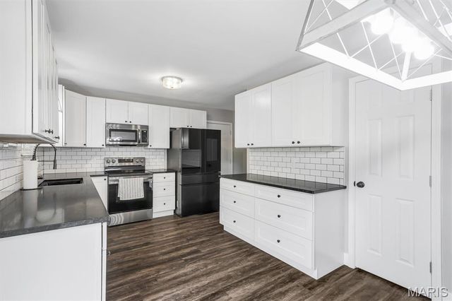 3901 Nugget Drive, St Peters, MO 63376