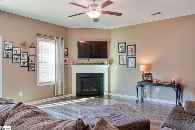 737 Stilmore Drive, Duncan, SC 29334