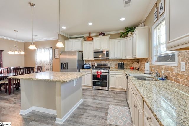 737 Stilmore Drive, Duncan, SC 29334