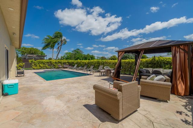 13621 Barberry Drive, Wellington, FL 33414