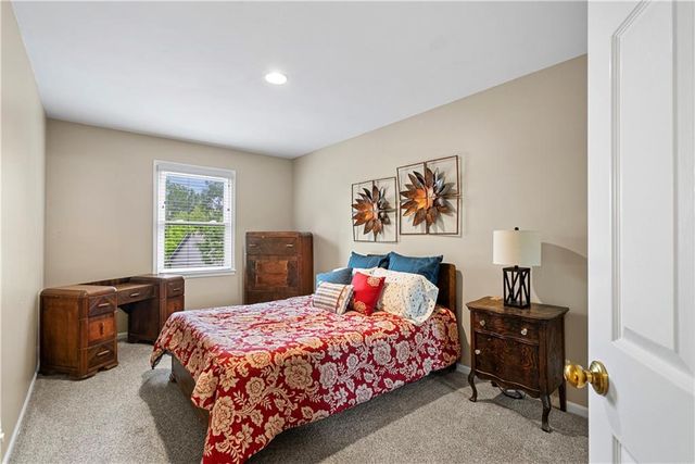 4922 PAYNE Street, Shawnee, KS 66226