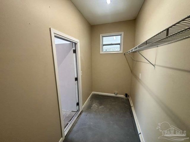 1135 E Burgess Rd, Pensacola, FL 32504