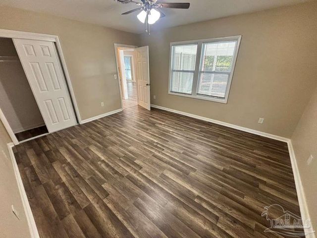 1135 E Burgess Rd, Pensacola, FL 32504