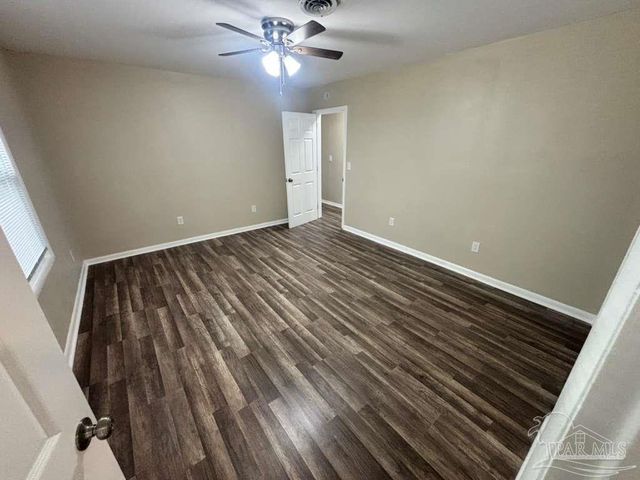 1135 E Burgess Rd, Pensacola, FL 32504