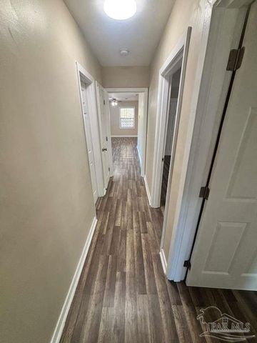 1135 E Burgess Rd, Pensacola, FL 32504