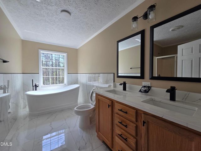 664 Glebe Road, Henderson, NC 27537