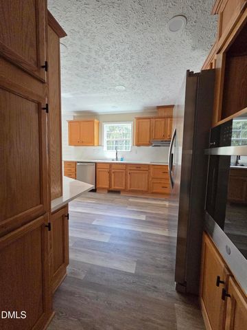 664 Glebe Road, Henderson, NC 27537