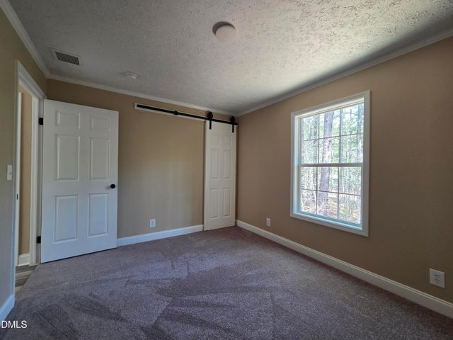 664 Glebe Road, Henderson, NC 27537