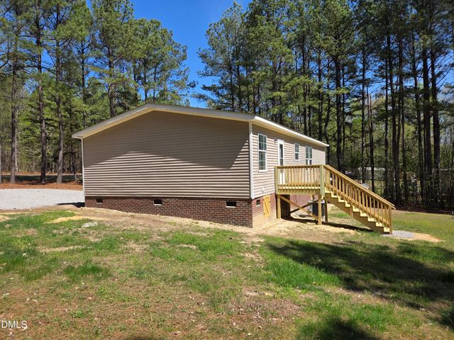 664 Glebe Road, Henderson, NC 27537