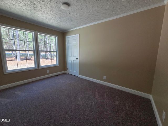 664 Glebe Road, Henderson, NC 27537