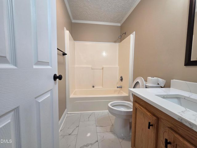 664 Glebe Road, Henderson, NC 27537