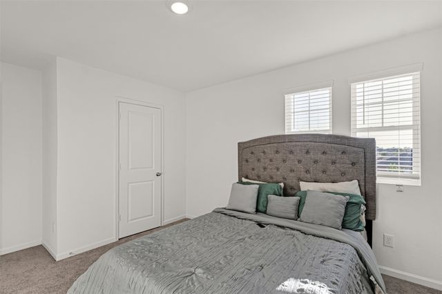 8348 Hawkview Drive, Fort Worth, TX 76179