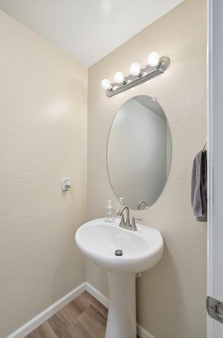 1537 N Irma Street, Visalia, CA 93292