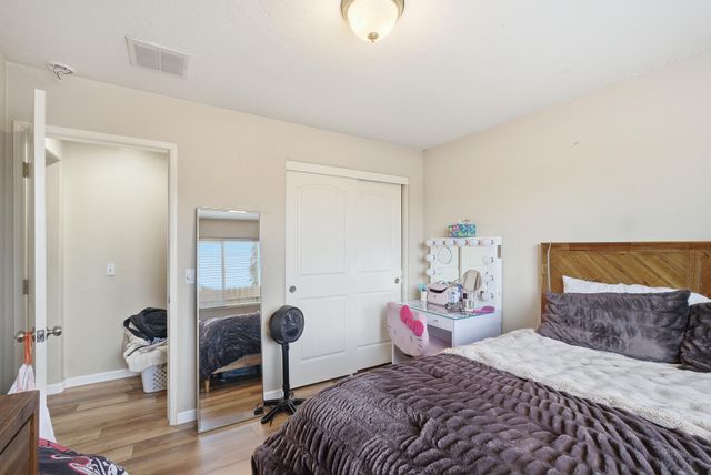 1537 N Irma Street, Visalia, CA 93292