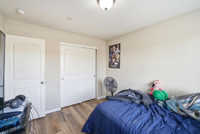 1537 N Irma Street, Visalia, CA 93292