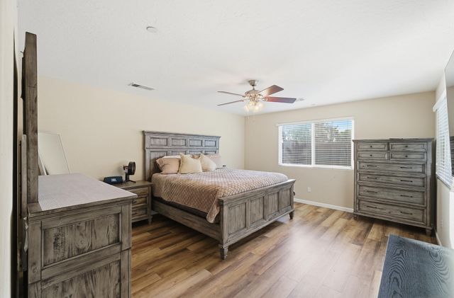 1537 N Irma Street, Visalia, CA 93292