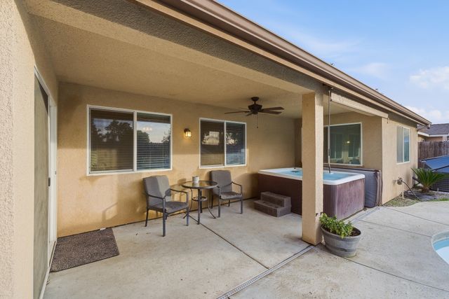 1537 N Irma Street, Visalia, CA 93292