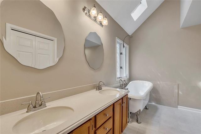 3801 Allyn Drive NW, Kennesaw, GA 30152