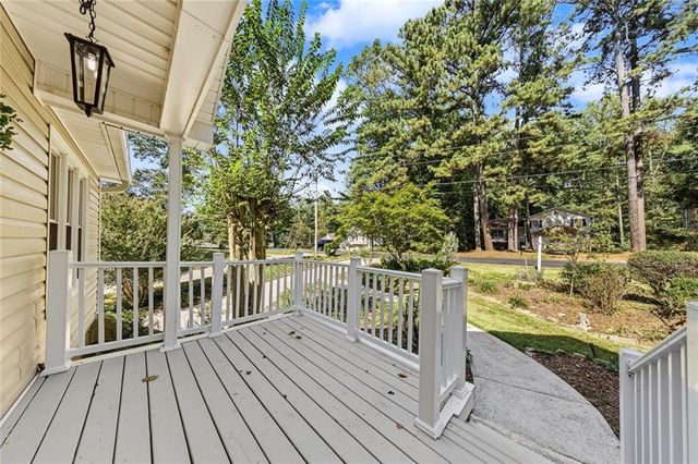 3801 Allyn Drive NW, Kennesaw, GA 30152