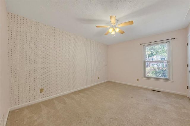 3801 Allyn Drive NW, Kennesaw, GA 30152