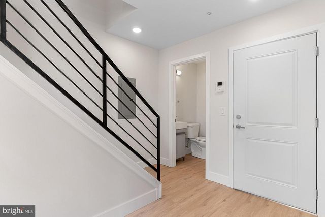 2845 W DIAMOND ST, Philadelphia, PA 19121