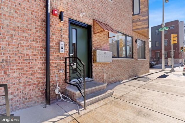 2845 W DIAMOND ST, Philadelphia, PA 19121