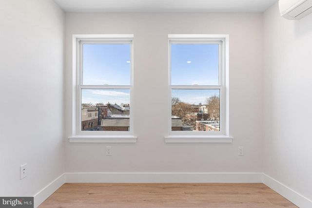 2845 W DIAMOND ST, Philadelphia, PA 19121
